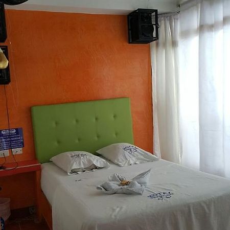 Hotel Confort Cuba Pereira Luaran gambar